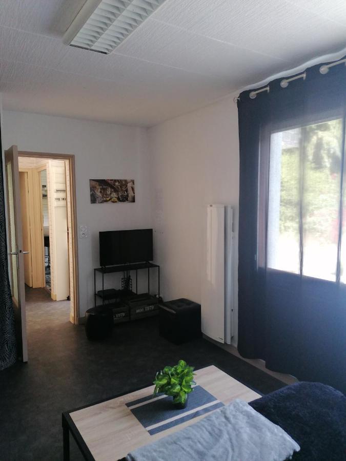 Charmant Appartement Entre Vitre Et Fougeres Chatillon-en-Vendelais Exterior foto